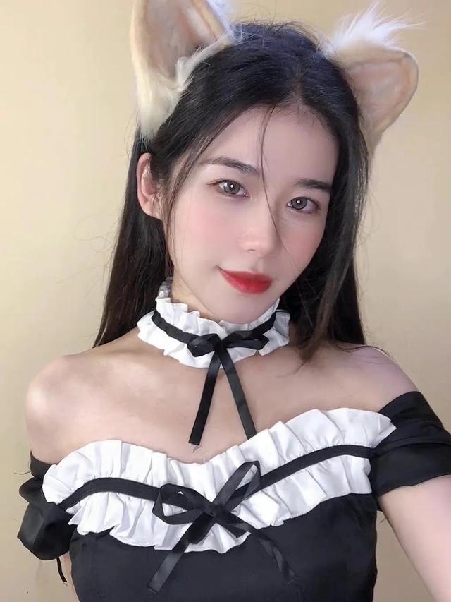 美女写真图片，秀色空绝世，馨香为谁传？