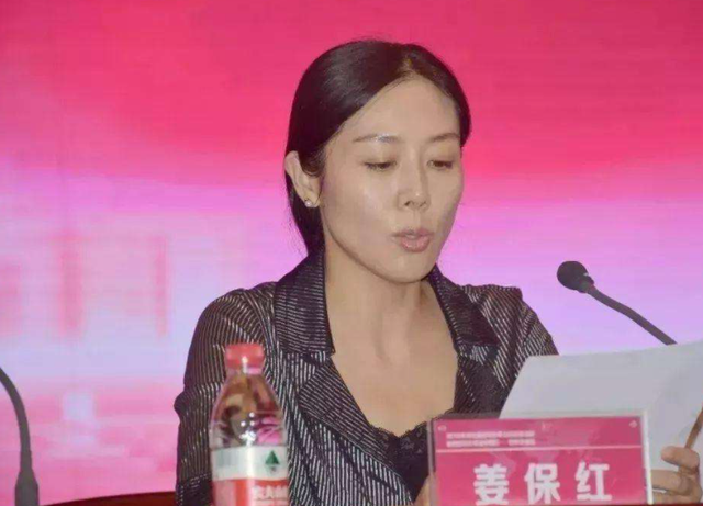 盘点七大美女“女色虎”，包养男宠，以色谋权，不堪入目