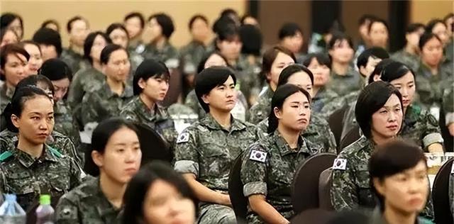 21年，韩国女兵被同事侵犯，投诉多次受阻，新婚当天选择自尽身亡