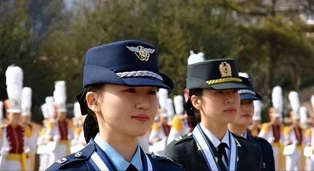 21年，韩国女兵被同事侵犯，投诉多次受阻，新婚当天选择自尽身亡